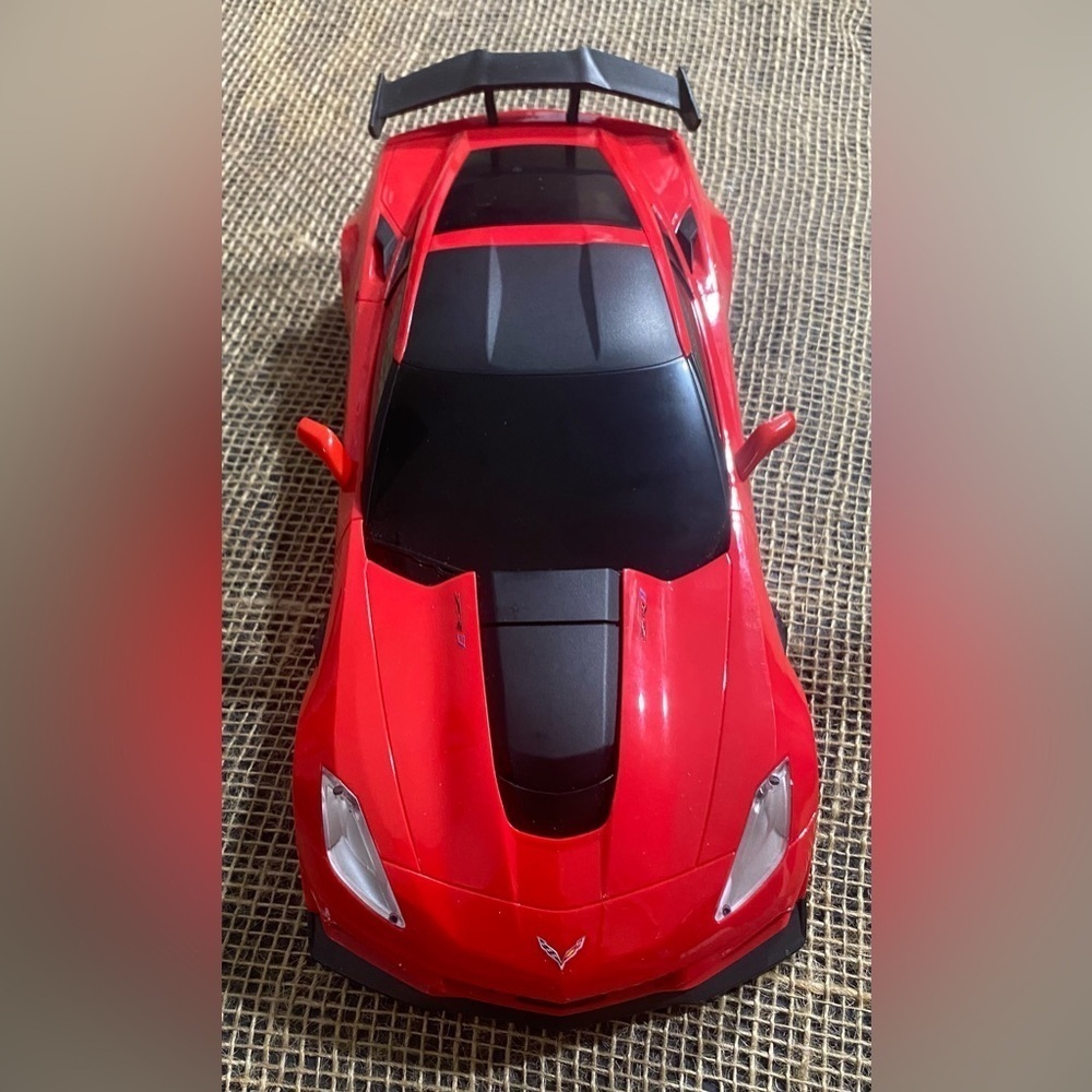 Sharper Image Wireless Remote Control RC Real Drive Chevrolet ZR1 Corvette Red - Picture 3 of 5